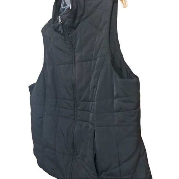 Althletic Works Woman Women’s Size 1X Black Quilted Zip Up Vest Pockets - Picture 4 of 12